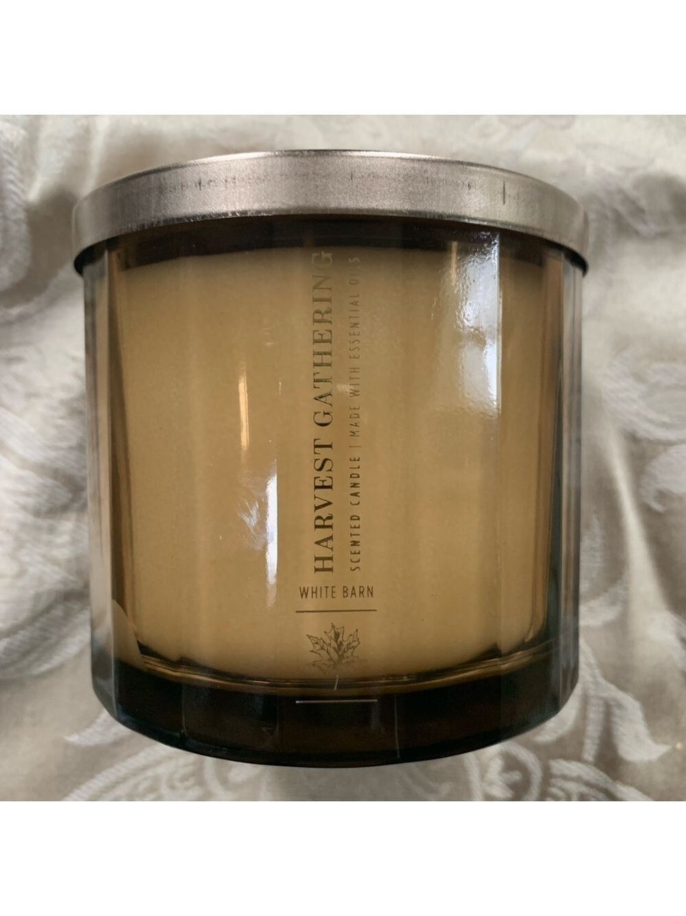 White Barn Harvest Gathering 3 Wick Candle - Picture 1 of 4